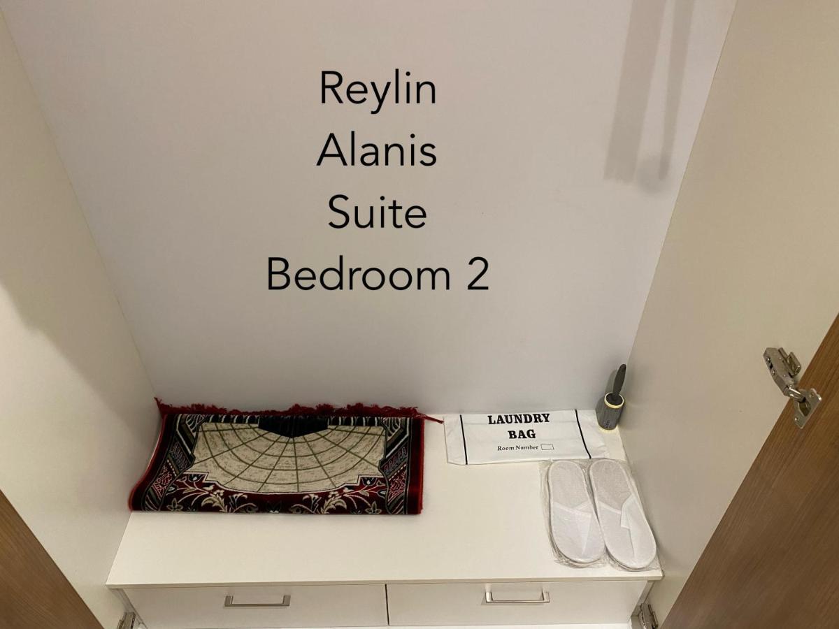 Reylin Alanis // Free Wifi & Netflix // Airport Shuttle Service Apartment Sepang